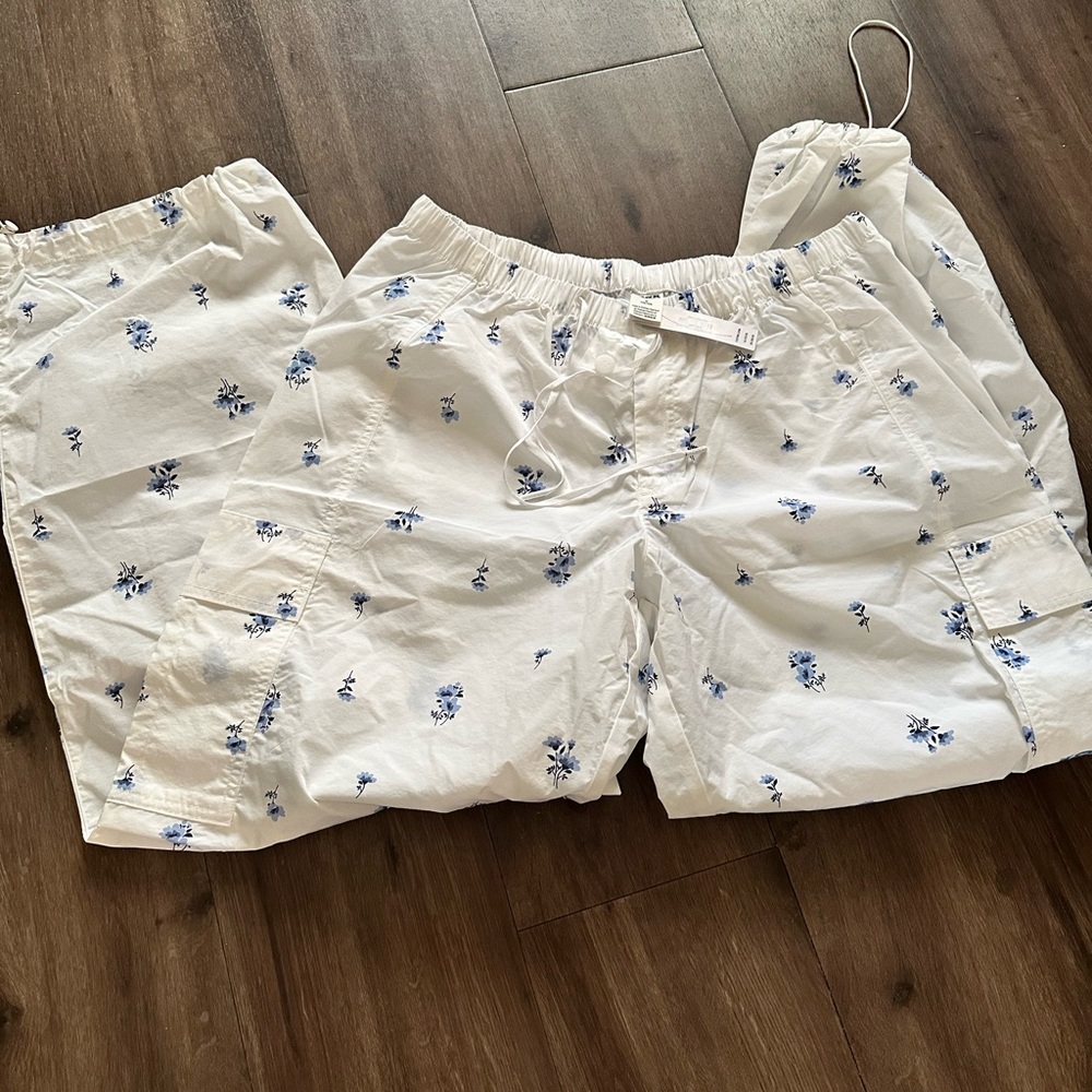 PINK Victoria's Secret White Cargo Pants with Blue Floral Design